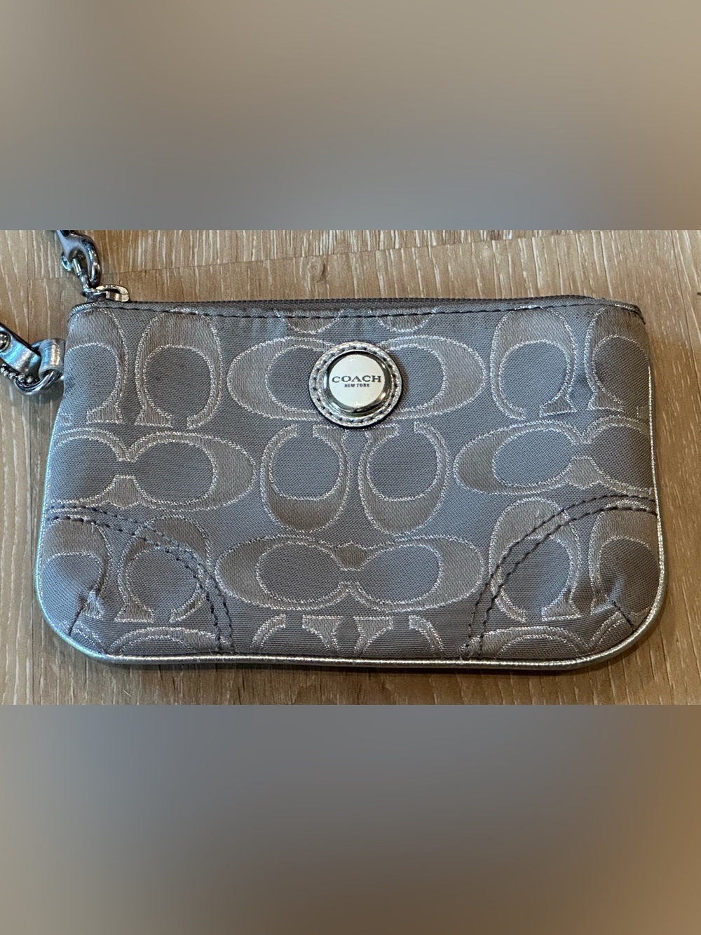 Coach Wristlet - Picture 14 of 15